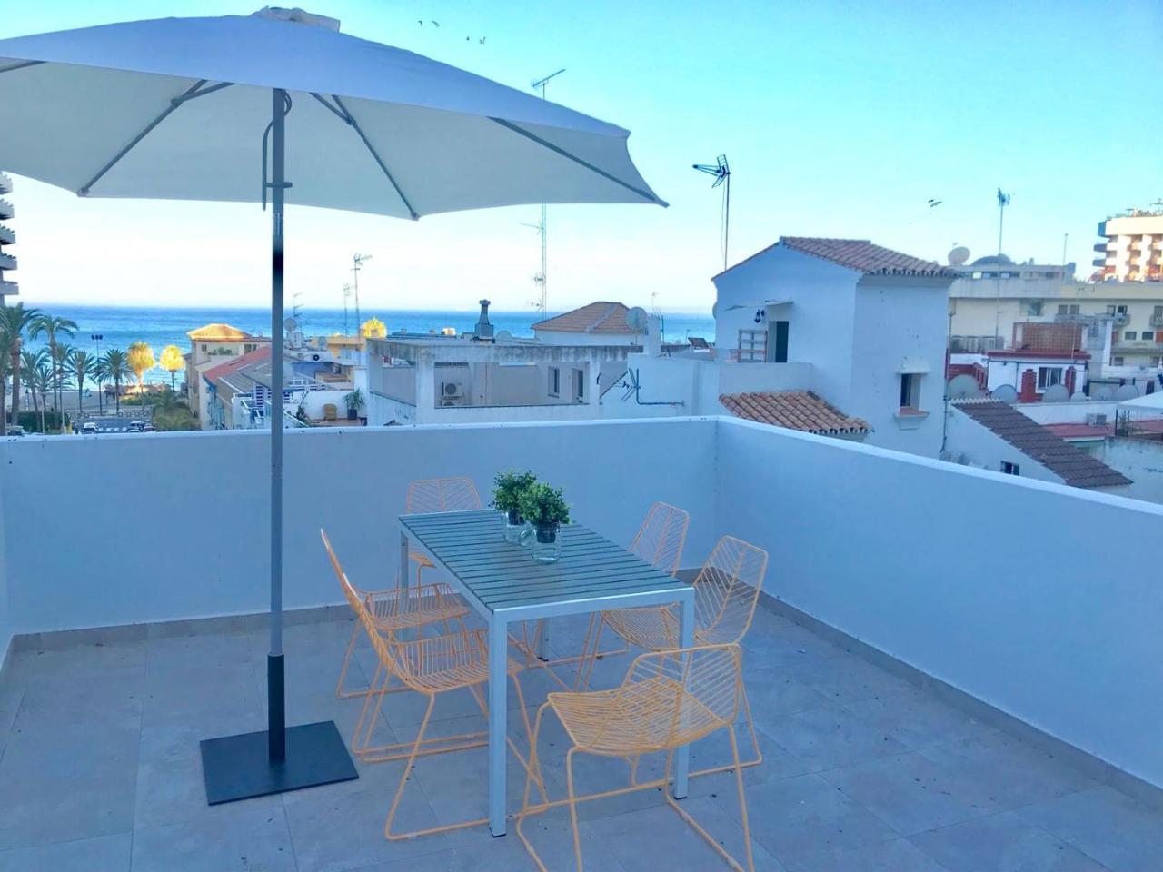 דירות טורמולינוס Lujoso Duplex En La Playa Con Vistas Al Mar מראה חיצוני תמונה