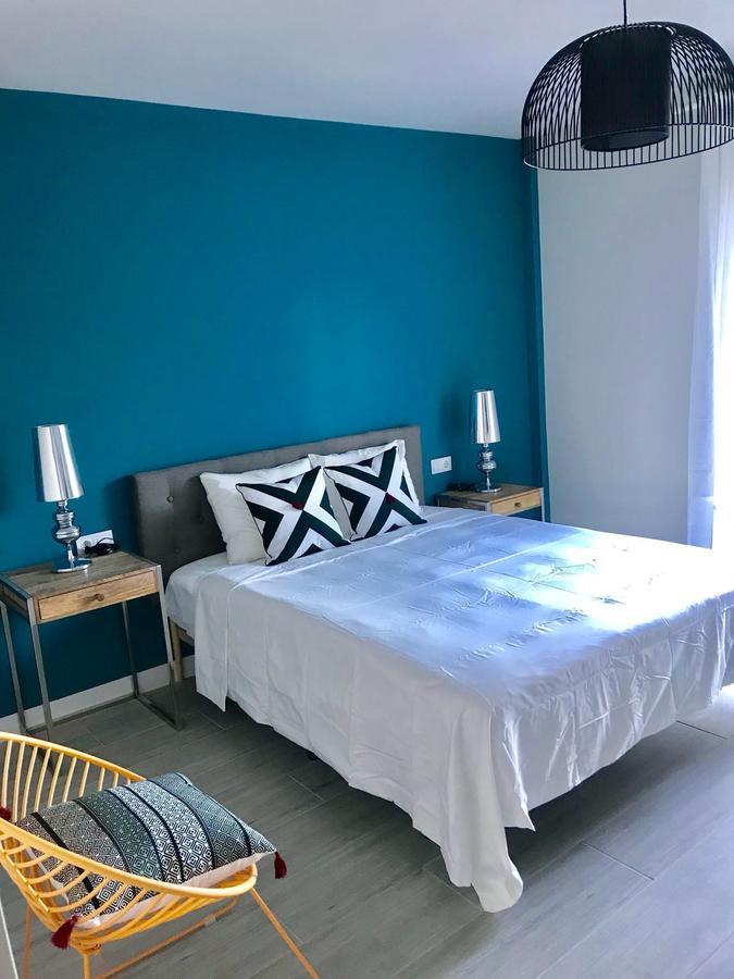 דירות טורמולינוס Lujoso Duplex En La Playa Con Vistas Al Mar מראה חיצוני תמונה